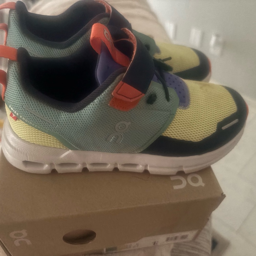 Oncloud kids Colorful Sneakers - Picture 2 of 3
